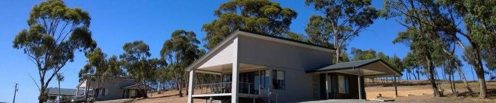 Neagles Retreat Villas クレア エクステリア 写真